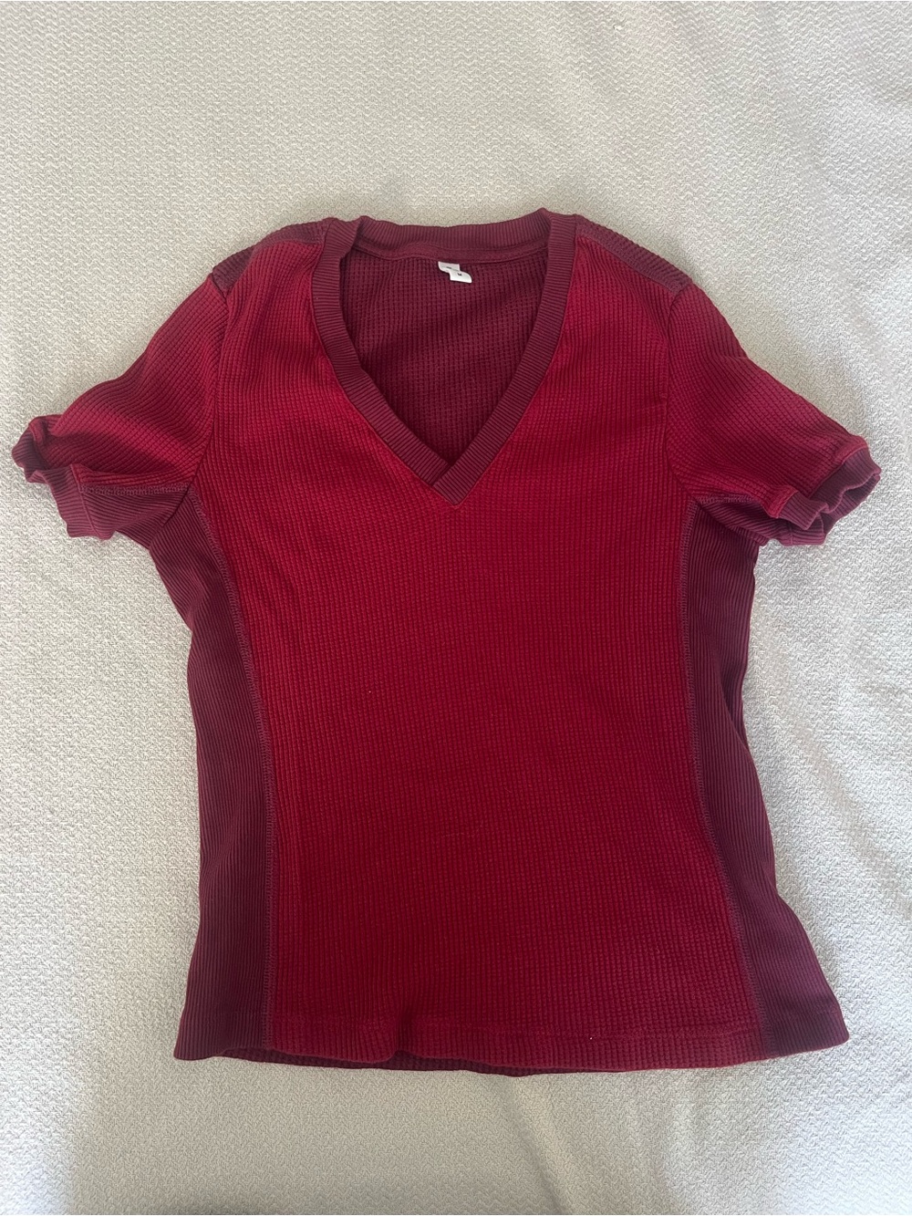 KOTN Wine Red V-Neck Short Sleeve Top